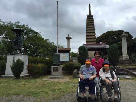 岩槻の玄奘塔にて